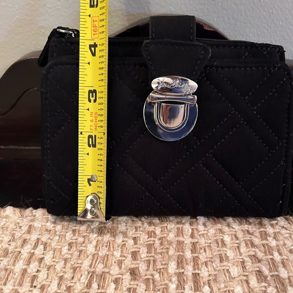 Vera Bradley Pushlock Wallet Bifold Wallet in Classic Quilted Black Zip Pocket - Picture 9 of 9